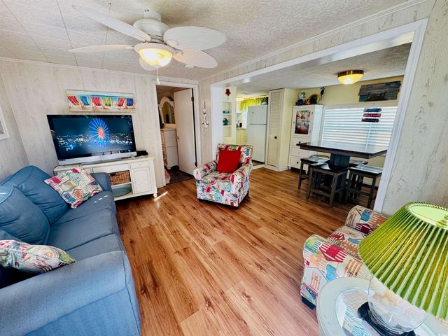 6001 - 5718 S Kings Hwy., Myrtle Beach, SC 29575