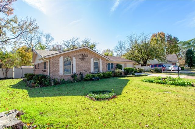 4608 Victoria Drive, Fort Smith, AR 72904