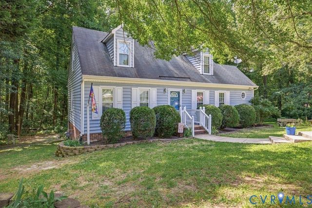 10900 Old Cheshire Ln, Chester, VA 23831