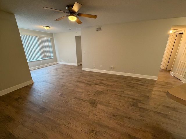 4518 COMMANDER DRIVE 1921, Orlando, FL 32822