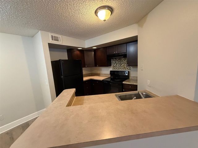 4518 COMMANDER DRIVE 1921, Orlando, FL 32822