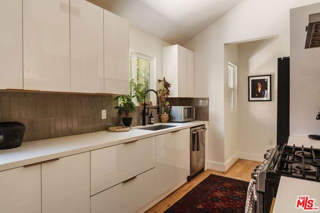 420 N Benton Way, Los Angeles, CA 90026