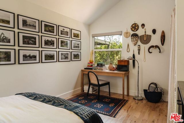 420 N Benton Way, Los Angeles, CA 90026