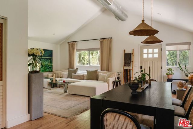 420 N Benton Way, Los Angeles, CA 90026