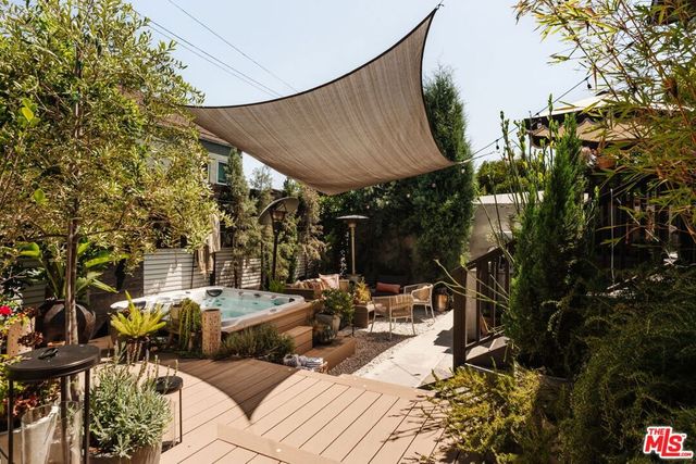 420 N Benton Way, Los Angeles, CA 90026