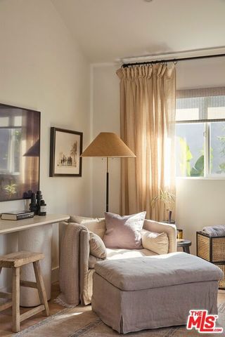 420 N Benton Way, Los Angeles, CA 90026