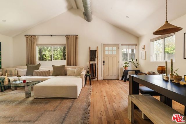 420 N Benton Way, Los Angeles, CA 90026