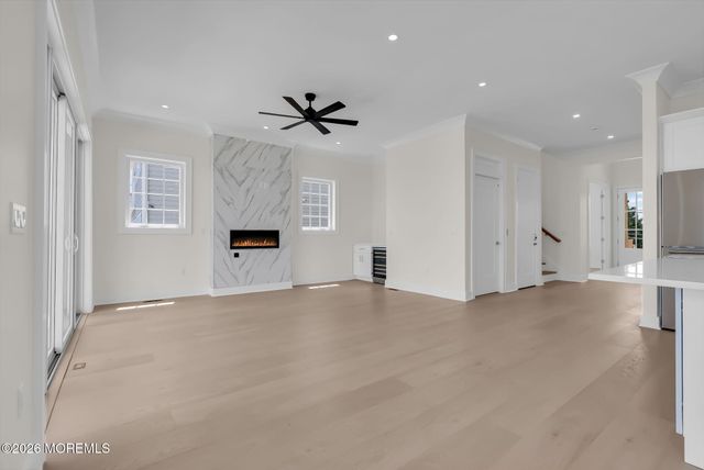 657 Bayview Drive, Toms River, NJ 08753