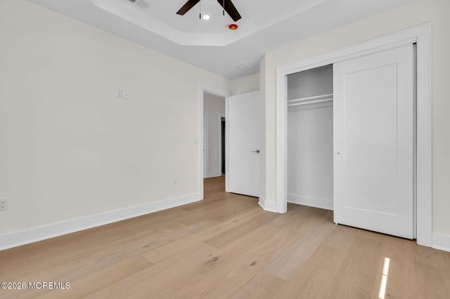 657 Bayview Drive, Toms River, NJ 08753