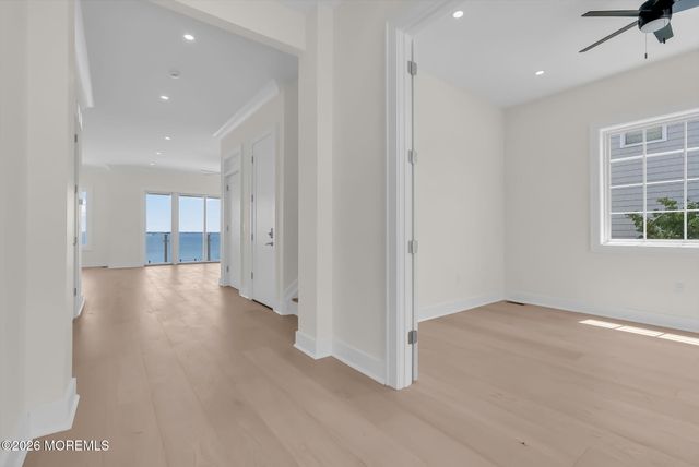 657 Bayview Drive, Toms River, NJ 08753