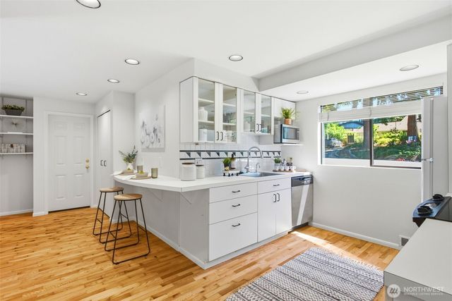 11406 NE 103rd Place, Kirkland, WA 98033