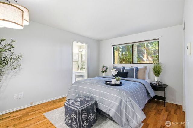11406 NE 103rd Place, Kirkland, WA 98033
