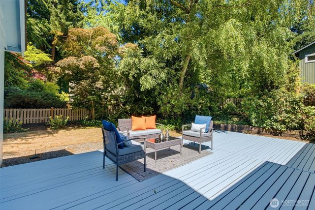 11406 NE 103rd Place, Kirkland, WA 98033