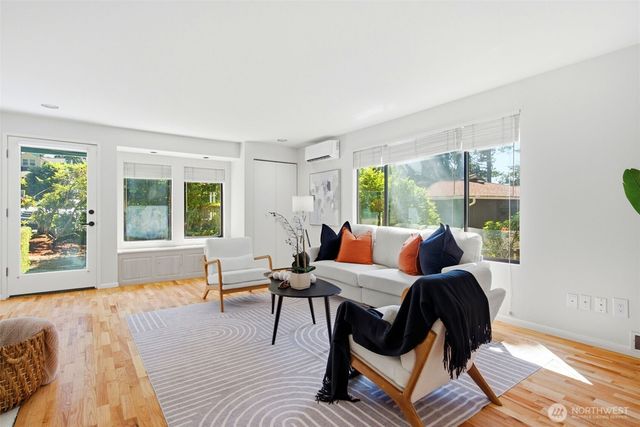 11406 NE 103rd Place, Kirkland, WA 98033