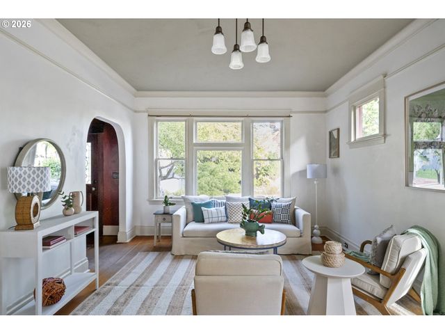 1229 Se 34TH Ave, Portland, OR 97214