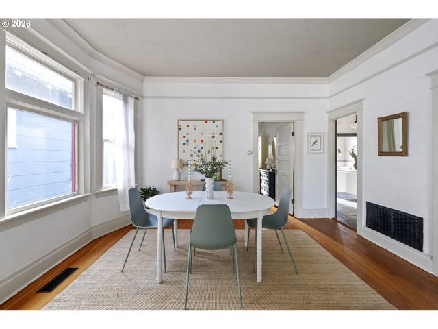 1229 Se 34TH Ave, Portland, OR 97214