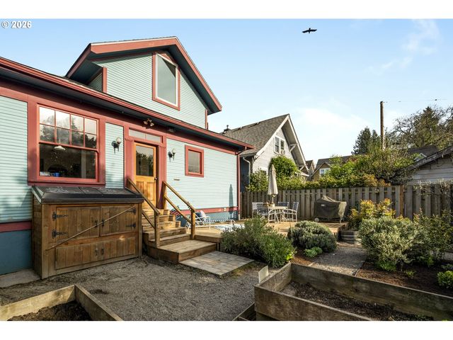 1229 Se 34TH Ave, Portland, OR 97214