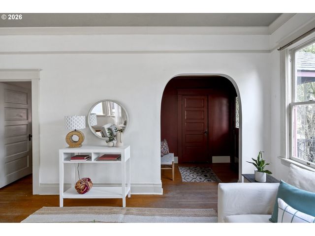 1229 Se 34TH Ave, Portland, OR 97214