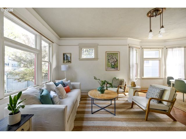 1229 Se 34TH Ave, Portland, OR 97214