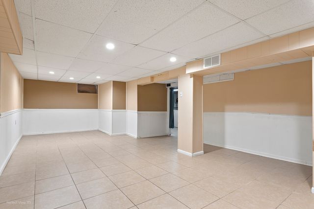 33191 N Sunset Avenue, Grayslake, IL 60030