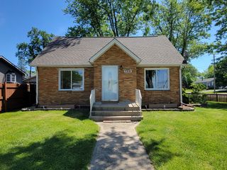 33191 N Sunset Avenue, Grayslake, IL 60030