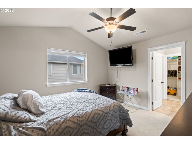 2837 25TH Pl, Forest Grove, OR 97116