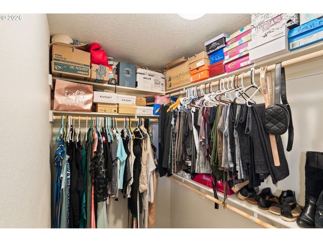 2837 25TH Pl, Forest Grove, OR 97116