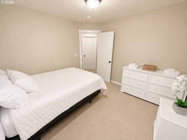 2837 25TH Pl, Forest Grove, OR 97116