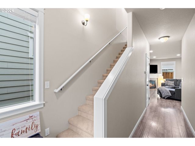 2837 25TH Pl, Forest Grove, OR 97116