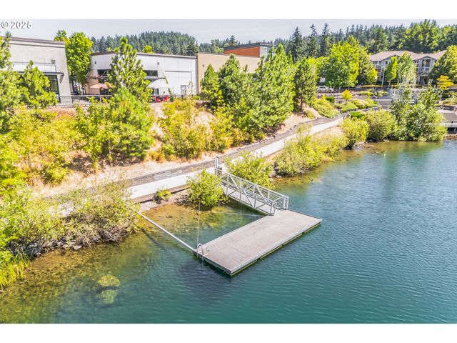 14916 Sw 165TH Ave, Portland, OR 97224