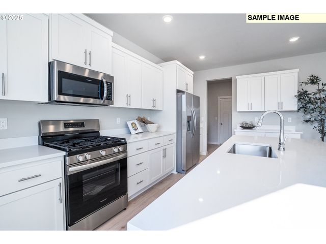 14916 Sw 165TH Ave, Portland, OR 97224