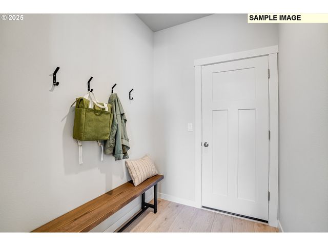 14916 Sw 165TH Ave, Portland, OR 97224