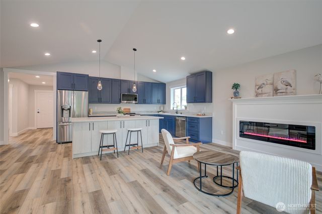 387 Duck Lake Drive NE, Ocean Shores, WA 98569