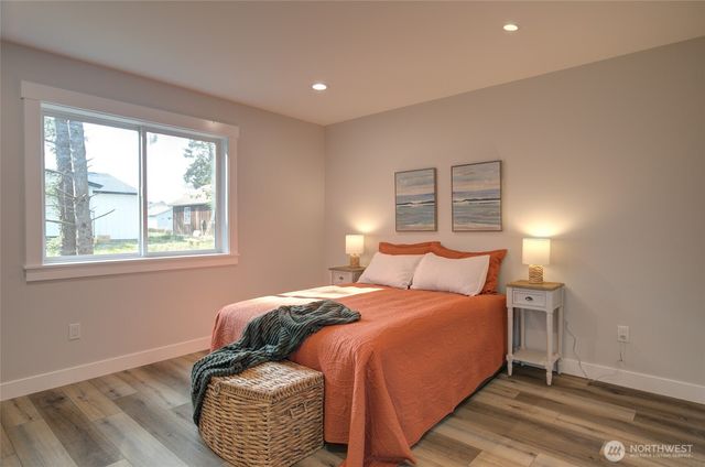 387 Duck Lake Drive NE, Ocean Shores, WA 98569