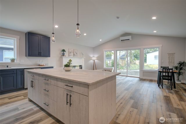 387 Duck Lake Drive NE, Ocean Shores, WA 98569