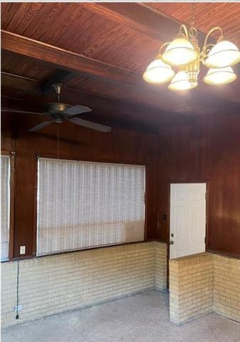 809 N 8th ST, Temple, TX 76501