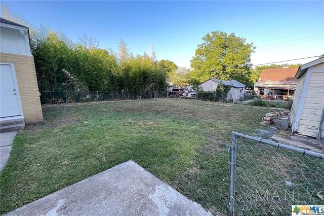 809 N 8th ST, Temple, TX 76501