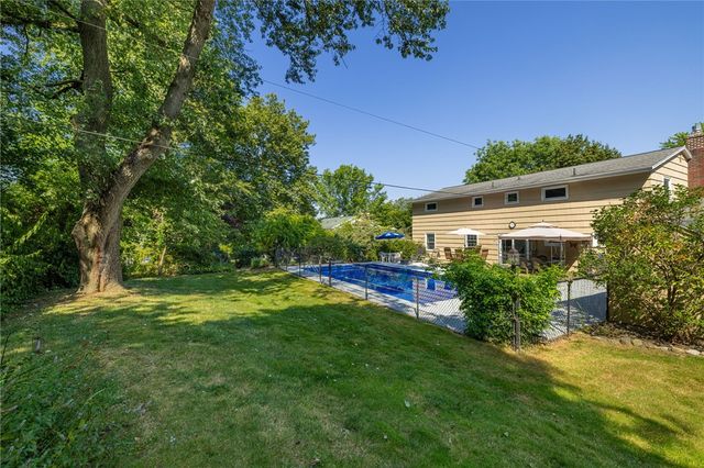 47 Hillrise Drive, Penfield, NY 14526
