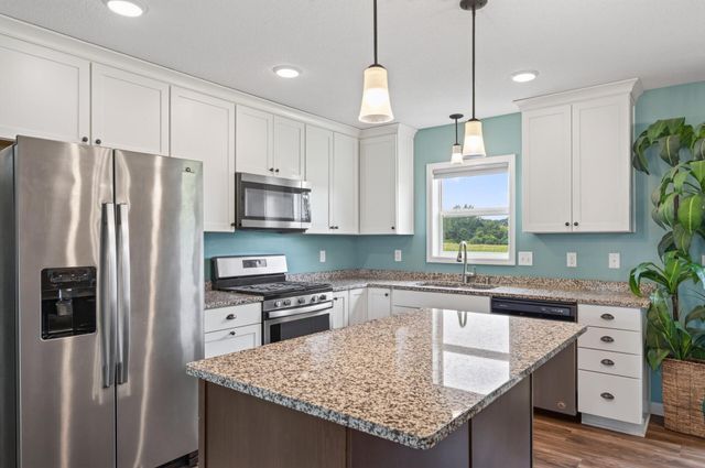 1405 Carlson Drive, Isanti, MN 55040