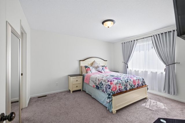 1405 Carlson Drive, Isanti, MN 55040