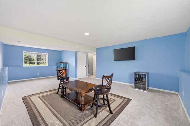 1405 Carlson Drive, Isanti, MN 55040