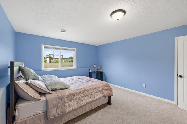 1405 Carlson Drive, Isanti, MN 55040