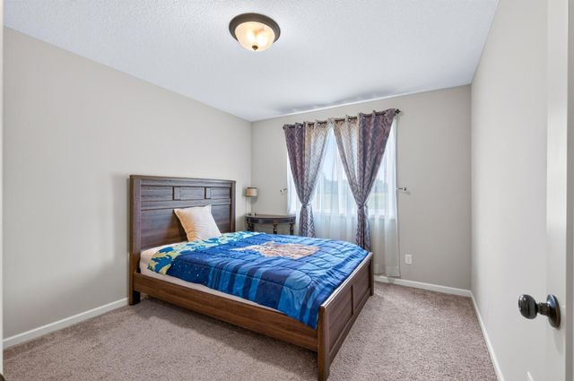 1405 Carlson Drive, Isanti, MN 55040