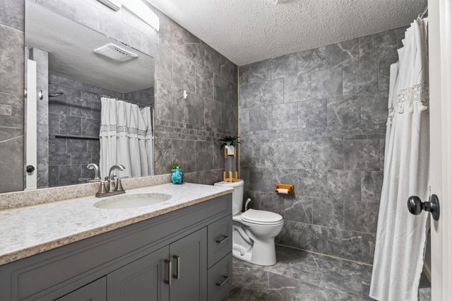 1405 Carlson Drive, Isanti, MN 55040