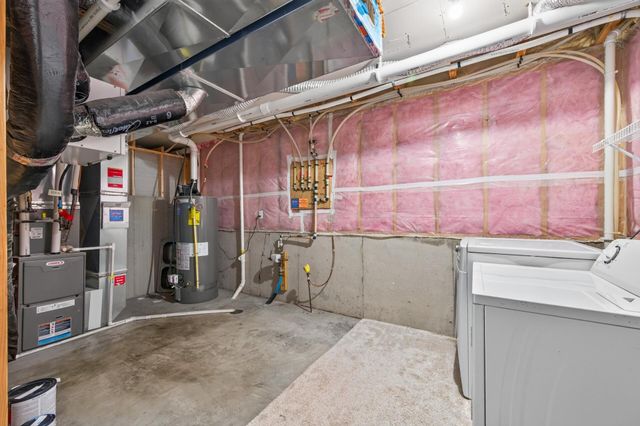 1405 Carlson Drive, Isanti, MN 55040