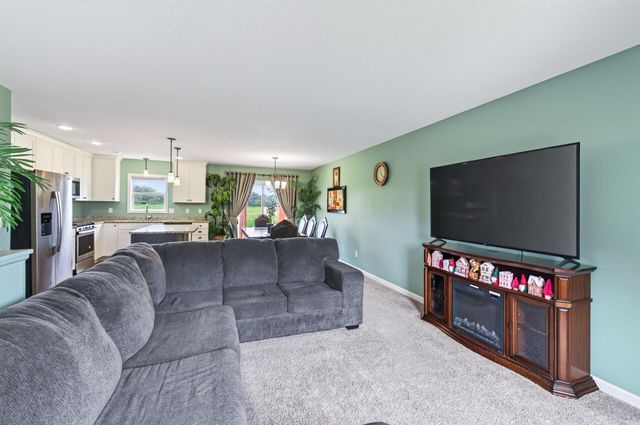1405 Carlson Drive, Isanti, MN 55040
