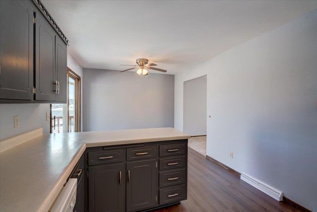 604 E Oak Street, Cottage Grove, WI 53527