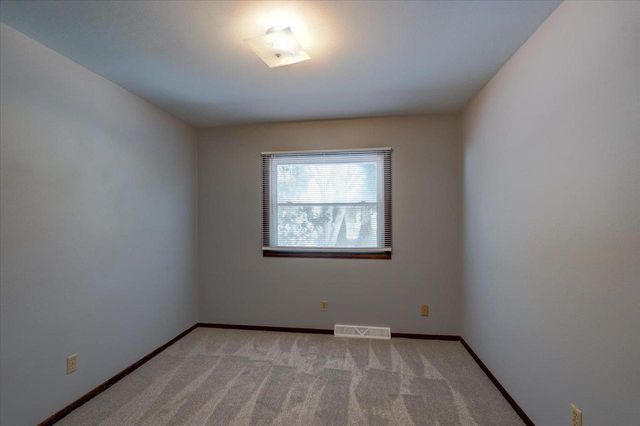 604 E Oak Street, Cottage Grove, WI 53527