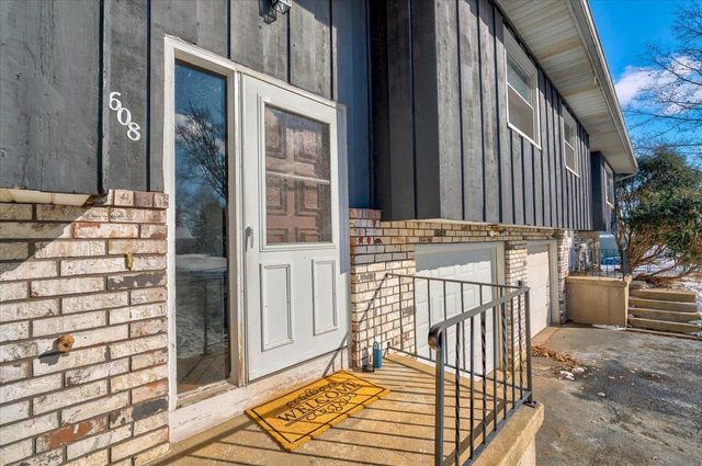 604 E Oak Street, Cottage Grove, WI 53527