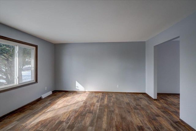 604 E Oak Street, Cottage Grove, WI 53527